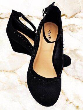 Melissa Black Wedge Pumps Ankle Strap Rhinestone Stud Comfort Shoes Women’s